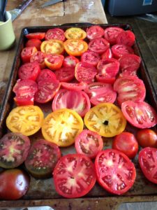 heirloom tomatoes sliced